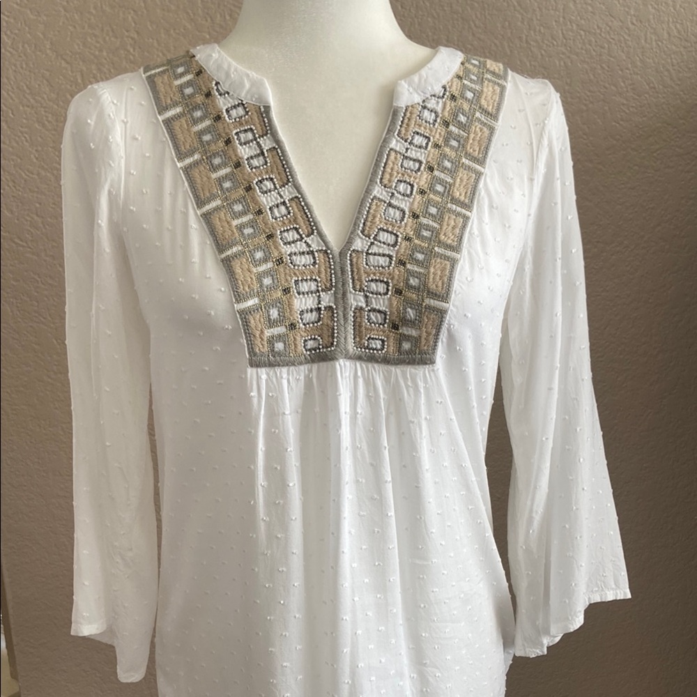 Embroidered White Blouse with Intricate Embroidered Design, Tommy Bahama, sz XXS - Picture 1 of 9
